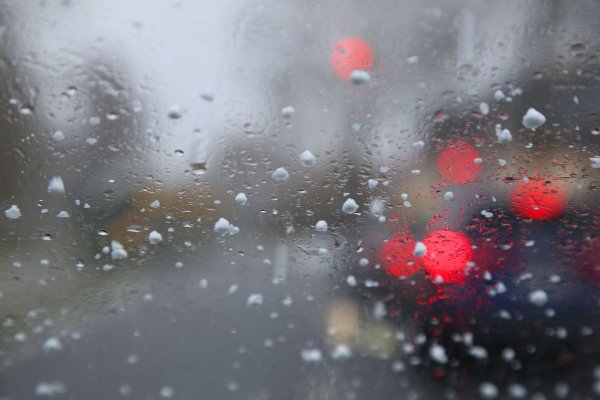 Es wird nasskalt. (Symbolbild) - © Wolfgang Kumm/dpa