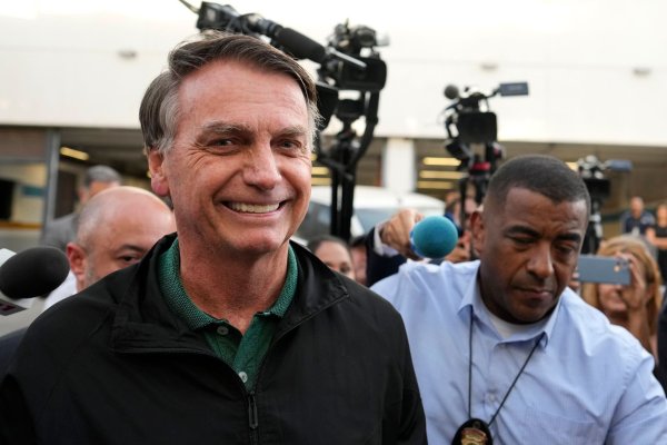 Dem ehemaligen Präsidenten von Brasilien, Jair Bolsonaro, wird von der Justiz unter anderem ein versuchter Staatsstreich vorgeworfen. (Archivbild) - © Eraldo Peres/AP/dpa
