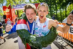 Die Sieger des Hermannslaufs 2025: Florian Bochert und Ann-Christin Opitz. - &copy; Sarah Jonek