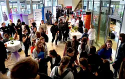 Bei der Ausbildungsmesse ist immer viel los - wie hier 2022 zu sehen. - &copy; Rudi Rudolph