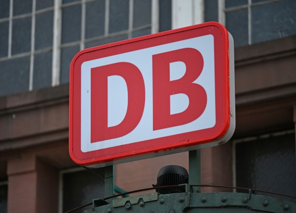 Bei der Deutschen Bahn stehen Neubesetzungen im Konzernvorstand an. (Archivbild) - © Michael Brandt/dpa