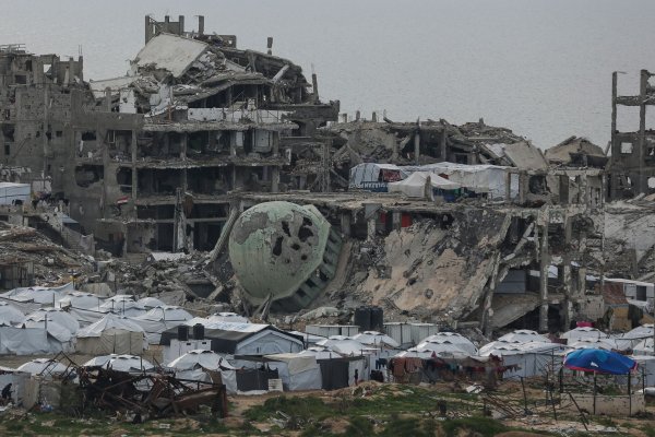 Der Gazastreifen ist nach mehr als 15 Monaten Krieg weitgehend zerstört. - © Jehad Alshrafi/AP/dpa