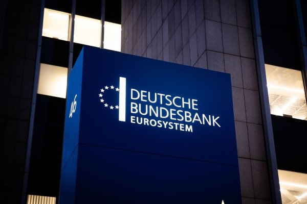 Die Bundesbank schlägt höhere Verschuldungsspielräume vor, «die allerdings zum guten Teil für zusätzliche Sachinvestitionen reserviert sind». (Archivbild) - © Lando Hass/dpa