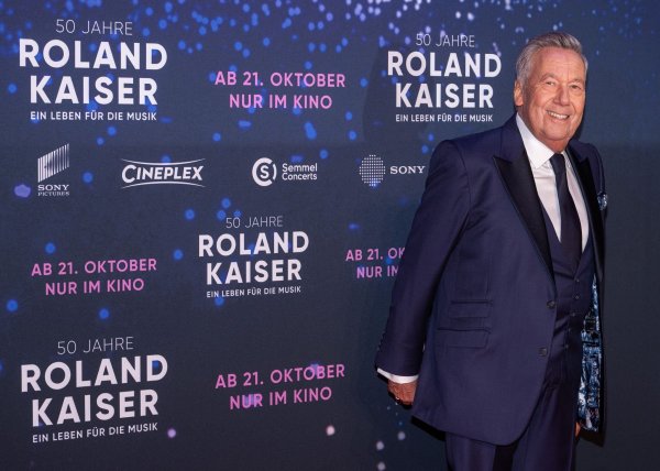Schlagerstar Roland Kaiser hat seinen Kinofilm präsentiert. - © Guido Kirchner/dpa