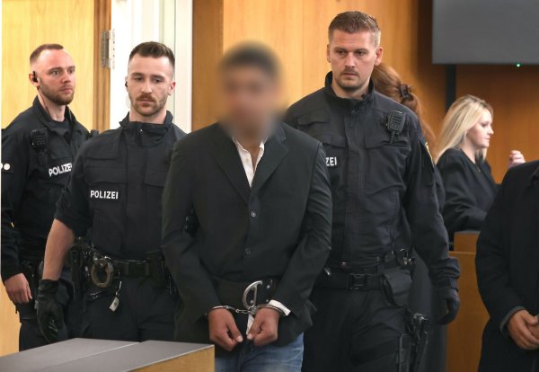 Der Beschuldigte wurde nach der Tat in einem psychiatrischen Krankenhaus untergebracht. - © Karl-Josef Hildenbrand/dpa
