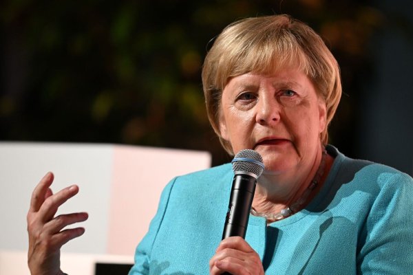 Eine Frau als Bundespräsidentin? Für Angela Merkel natürlich denkbar. - © Angelika Warmuth/dpa