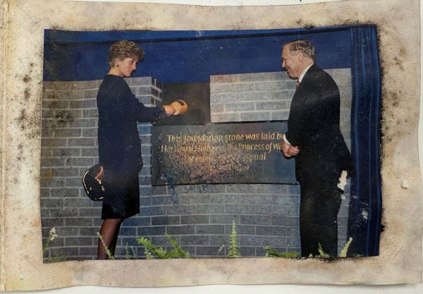 Prinzessin Diana war damals Schirmherrin des Krankenhauses. - © -/Great Ormond Street Hospital via PA Media/dpa