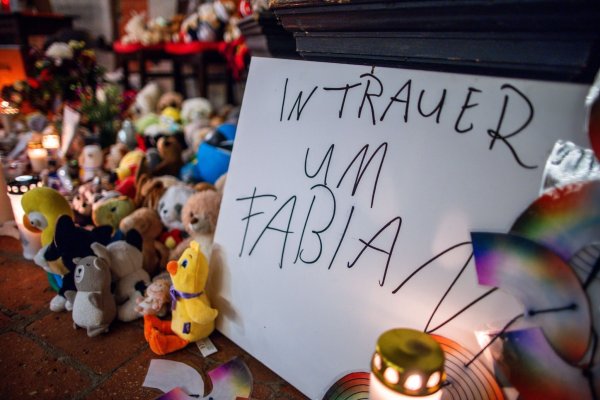 Nach dem gewaltsamen Tod des achtjährigen Fabian aus Güstrow wurde ein Tatverdächtiger festgenommen. (Symbolbild) - © Jens Büttner/dpa