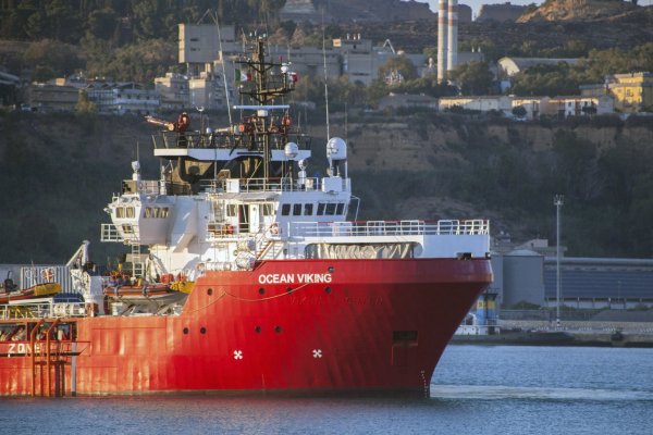 «Ocean Viking» - © Foto: Fabio Peonia/LaPresse/AP/dpa