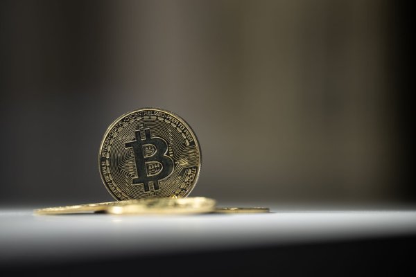 Der Bitcoin bewegt sich in Richtung Allzeithoch. (Symbolbild) - © Hannes P Albert/dpa