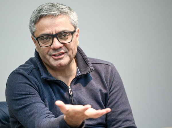 Der iranische Filmemacher Mohammad Rasoulof bringt die Themen Flucht und Exil auf die Theaterbühne in Berlin. (Archivbild) - © Jens Kalaene/dpa