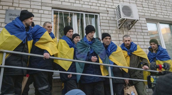 Ukrainische und russische Kriegsgefangene kommen nach Hause. (Archivbild) - © -/kyodo/dpa