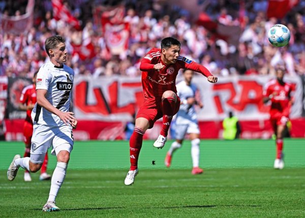 Elversberg und Düsseldorf trennen sich 1:1. - © Silas Schueller/DeFodi Images/dpa