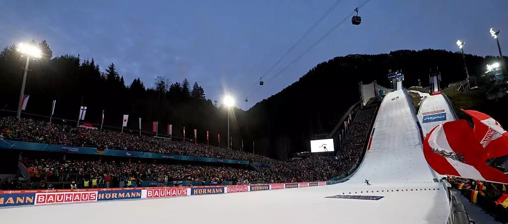 Die Skisprung-Arena in Oberstdorf - Angelika Warmuth/dpa