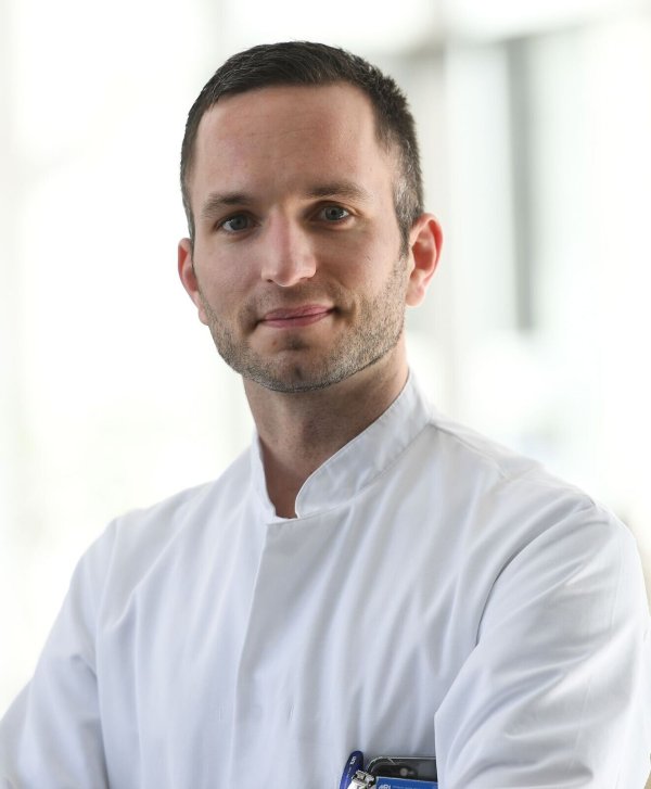 Professor Christoph Spinner sieht nach der Welt-Aids-Konferenz hoffnungsvolle Signale - © Angelika Warmuth/dpa