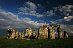 Faszinierendes Stonehenge: Impressionen aus S&uuml;dengland gibt es in Detmold zu sehen. Roland Marske zeigt Bilder einer Reise "ins Land der Pilcher-Filme". - &copy; Foto: Marske
