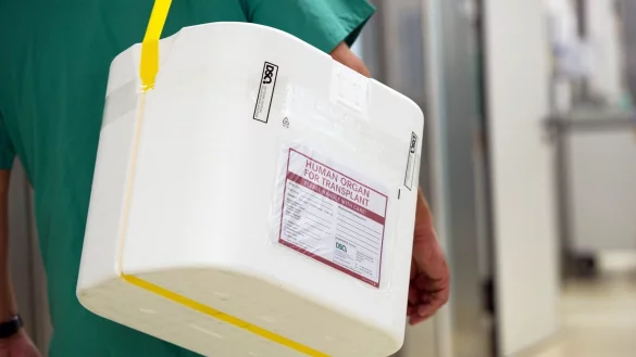 Spenderorgan: In Deutschland warten aktuell mehr als 10.000 schwerkranke Menschen auf ein Organ. - &copy; Soeren Stache/dpa