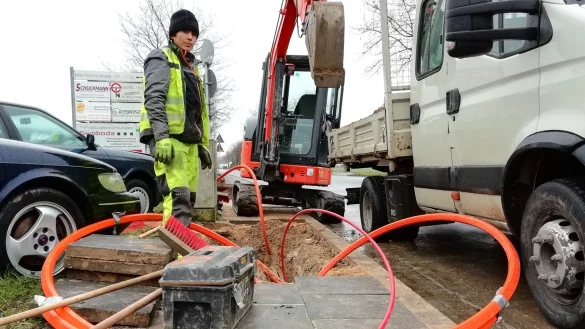 Max-Planck-Stra&szlig;e: die Leerleitungen wurden bereits verlegt. - &copy; Axel B&uuml;rger
