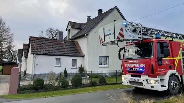 Am Samstag in der Fr&uuml;h wurde die Feuerwehr aus Lage gerufen, um einen Kaminbrand zu l&ouml;schen.&nbsp; - &copy; Freiwillige Feuerwehr Lage