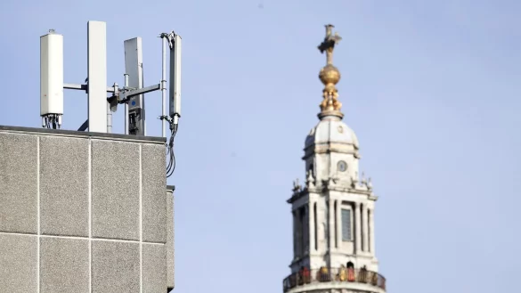 5G-Ausbau in Gro&szlig;britannien - &copy; Foto: Alastair Grant/AP/dpa