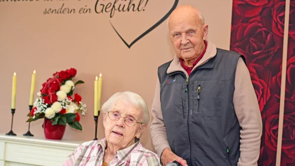 Gisela und Bruno Auringer sind seit 75 Jahren verheiratet. - © Nicole Ellerbrake