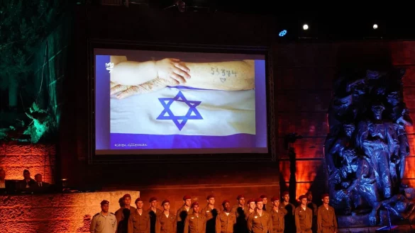 - &copy; Wang Zhuolun/Xinhua/dpa