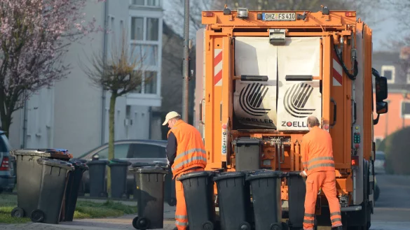Steuerzahlerbund kritisiert Geheimniskrämerei der Kommunen - © dpa