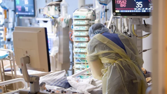 Intensivstation - &copy; Foto: Sebastian Gollnow/dpa