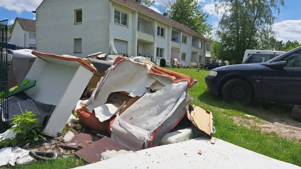 M&uuml;llberge wie auf diesem Bild sind ebenfalls ein Punkt, &uuml;ber den sich die Anwohner der Siedlung am D&ouml;ren &auml;rgern. Und es ist nicht der einzige. - &copy; Carolin Brokmann-F&ouml;rster