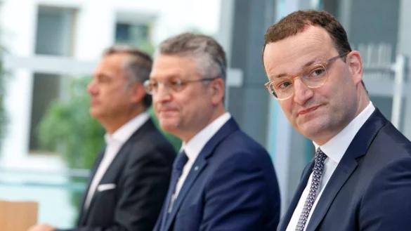 Wieler und Spahn - &copy; Foto: Carsten Koall/dpa