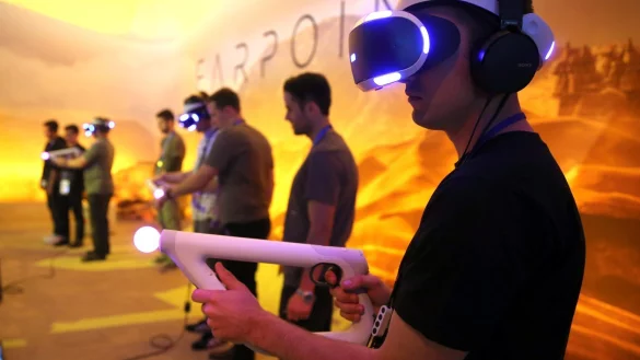 PlayStation VR - &copy; Foto: Mike Nelson/epa/dpa