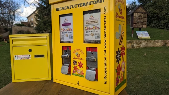 Vorbild Bavenhausen? In dem Kalletaler Dorf steht bereits ein Bienenfutterautomat. - &copy; Heimatverein Bavenhausen