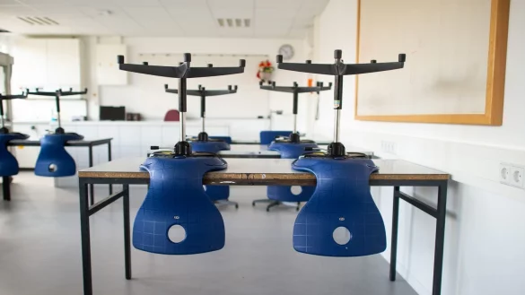 Schule - &copy; Foto: Jonas G&uuml;ttler/dpa