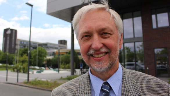 Lenkt die Geschicke der Uni Paderborn: Der neue Präsident Wilhelm Schäfer. - © Frauke Döll