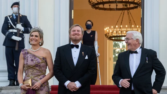 Niederl&auml;ndisches K&ouml;nigspaar in Berlin - &copy; Foto: Bernd von Jutrczenka/dpa