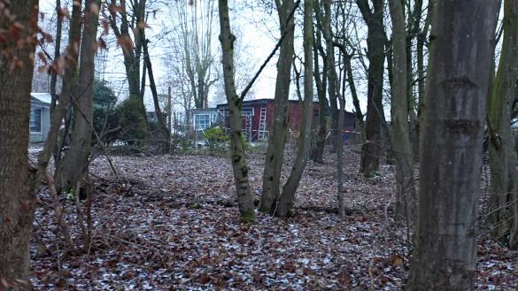 Tatort Campingplatz &bdquo;Eichwald": Im beschaulichen Elbrinxen sollen M&auml;nner&uuml;ber Jahre Kinder missbraucht und ihre Taten gefilmt haben. Die Polizeihat bislang 29 Opfer ausgemacht, die M&auml;nner sitzen in Untersuchungshaft. - &copy; Vera Gerstendorf-Welle