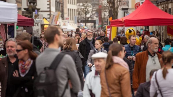 Eine volle Innenstadt, zufriedene Händler: Das ist das Ziel des 2016 gestarteten Projekts. - © Archivbild: Torben Gocke