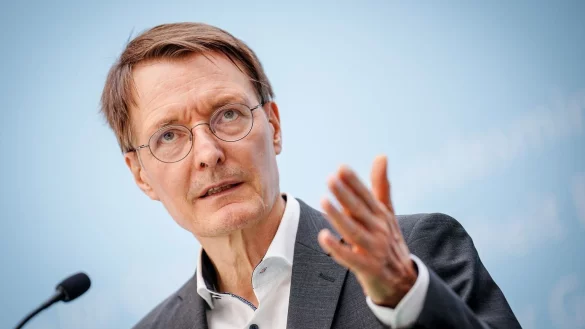 Bundesgesundheitsminister Karl Lauterbach - &copy; Foto: Kay Nietfeld/dpa