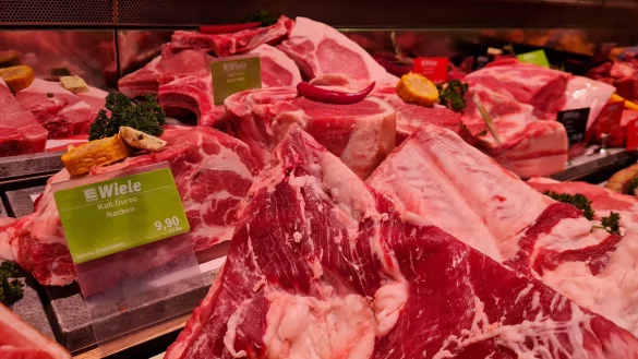 Fett ist ein Geschmackstr&auml;ger: Fleisch vom Duroc-Schwein ist generell deutlich fetthaltiger als die meisten Schweine aus der konventionellen Zucht. - &copy; Marianne Schwarzer