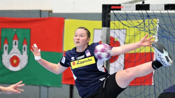 Mit 20 Paraden die Spielerin des Spiels: Blombergs Torh&uuml;terin Melanie Veith. - &copy; Oliver K&ouml;nig