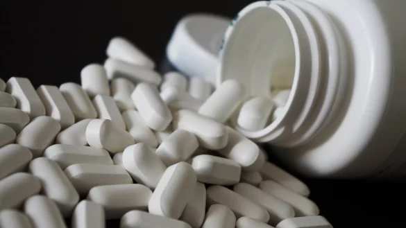 Weil er im M&auml;rz und April 2022 insgesamt drei Kilo Ampethamin nach Bochum, Bad Salzuflen und Gelsenkirchen verkuaft hat, muss sich ein 36-J&auml;hriger vor dem Landgericht Detmold verantworten. - &copy; Pixabay