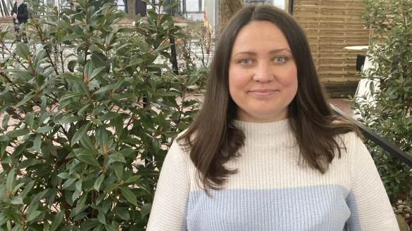 Olga Filatova ist wenige Tage nach Kriegsbeginn mit ihren zwei Kindern aus der Ukriane nach Ostwestfalen-Lippe geflohen. Ehemann Oleg durfte mittlerweile nachkommen. Die Familie lebt in Preu&szlig;isch Oldendorf. - &copy; Matthias Bungeroth