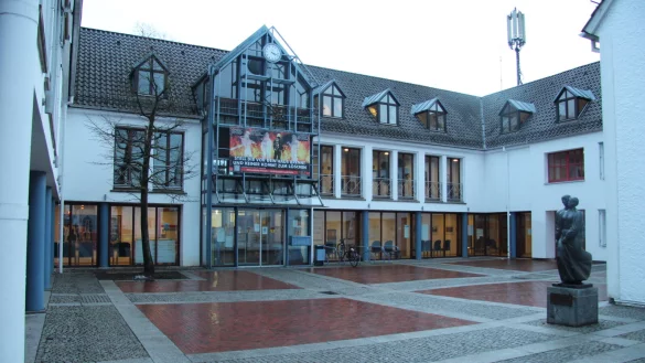 Die Verwaltung berichtet &uuml;ber die Erledigung verschiedener Bauma&szlig;nahmen. - &copy; Cordula Gr&ouml;ne