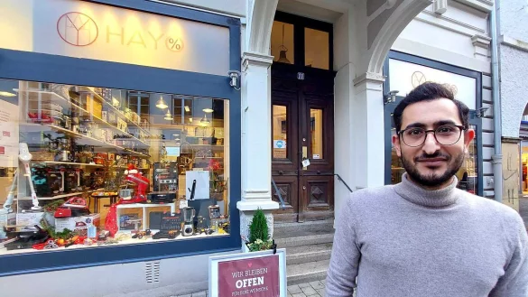 Shirko Moustafa möchte in seinem Geschäft künftig auch Reparaturen für Elektroartikel anbieten. - © Archivfoto: Janet König