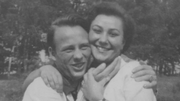 Brigitte Reimann mit Schulfreund Peter Saalfeld 1951 zur Entstehungszeit ihres Jugendromans &bdquo;Die Denunziantin&ldquo;. - &copy; Privat
