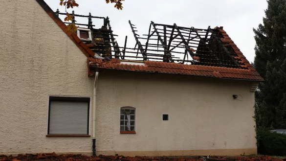 Im Obergeschoss muss das Feuer ausgebrochen sein, das sind sich die Ermittler sicher. - &copy; Archivfoto: Janet K&ouml;nig