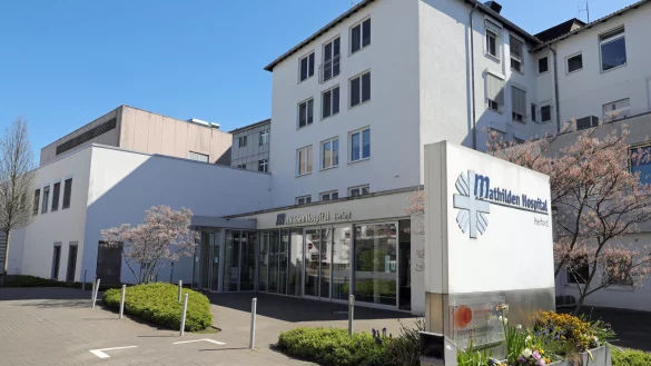 Eine Löhnerin aus dem Mathilden-Hospital in Herford frühzeitig entlassen worden. Sie war nach einer Operation positiv auf Corona getestet worden. - © Frank-Michael Kiel-Steinkamp
