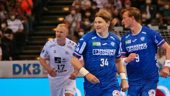 - &copy; J&ouml;rg Hagemann