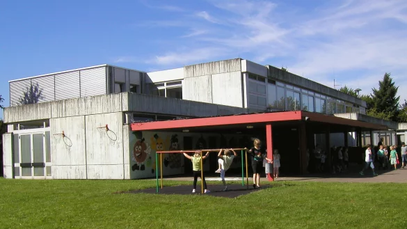 Die energetische Sanierung der Grundschule Am Habichtsberg wird verschoben. Ob die Arbeiten allerdings im kommenden Jahr wie geplant durchgef&uuml;hrt werden k&ouml;nnen, ist derzeit offen. - &copy; Archivfoto: Wulf Daneyko