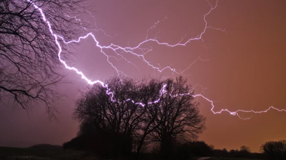Ein Gewitter ist am fr&uuml;hen Dienstagabend &uuml;ber Lippe gezogen. - &copy; Symbolbild: Robin J&auml;hne